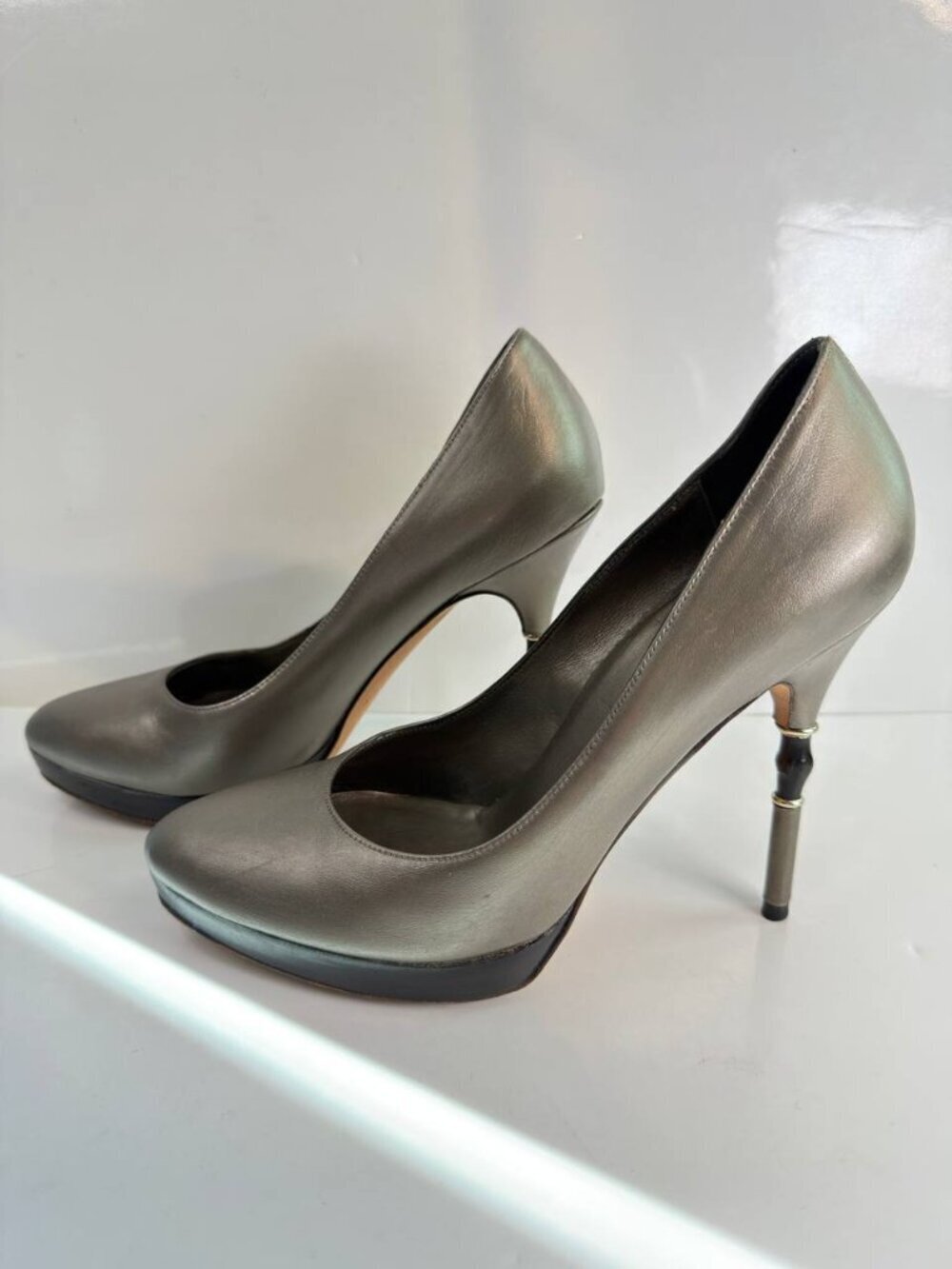Gucci Metallic Gunmetal Gray Leather High Heel Pumps - Picture 9 of 16